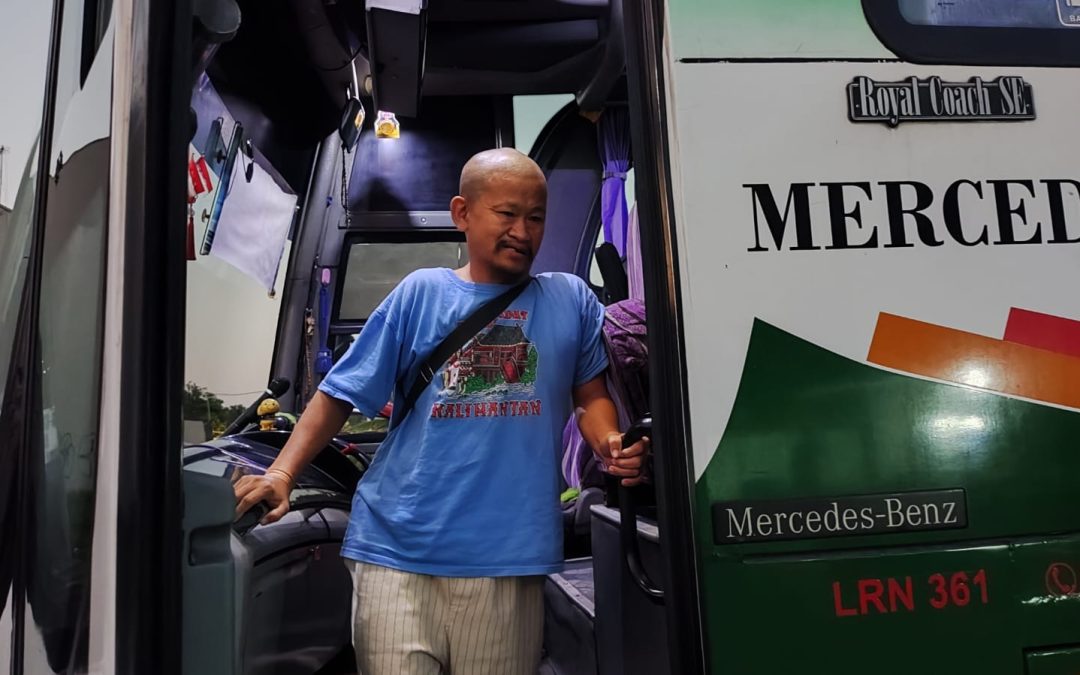 Kehabisan Ongkos Untuk Pulang, Dompet Dhuafa Bali Bantu Pak Suhardi Pulang