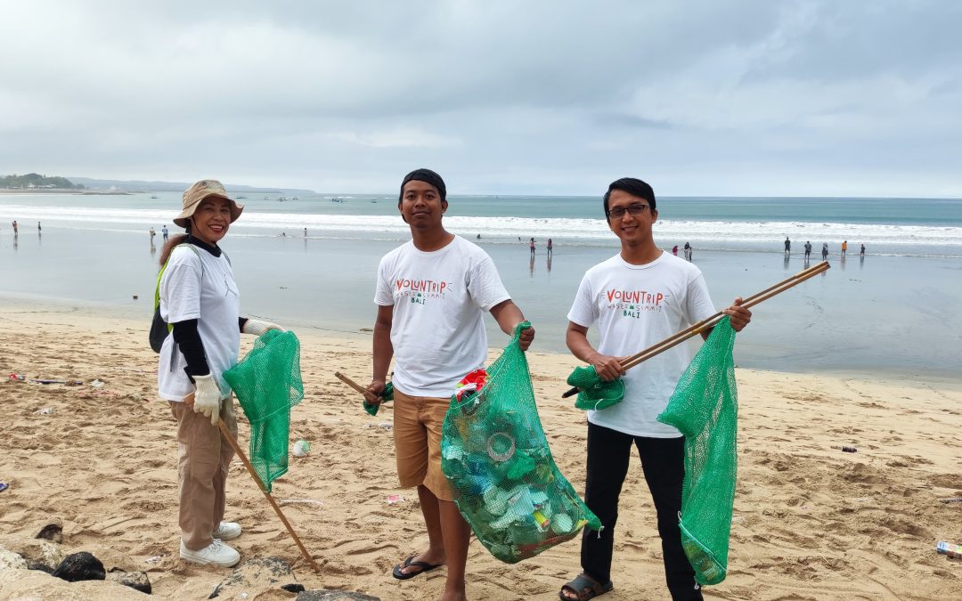 Mengawali Tahun 2024 Dompet Dhuafa Volunteer Bali Mengadakan “Beach Clean Up!” Aksi Bersih Sampah di Pantai Kuta